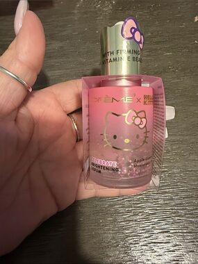 Hello Kitty Pink Brightening Primer Serum